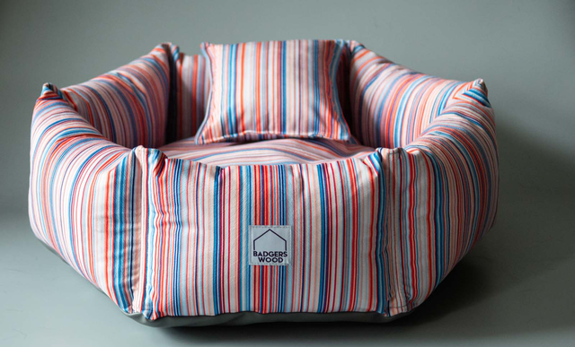 STRIPES nest 1